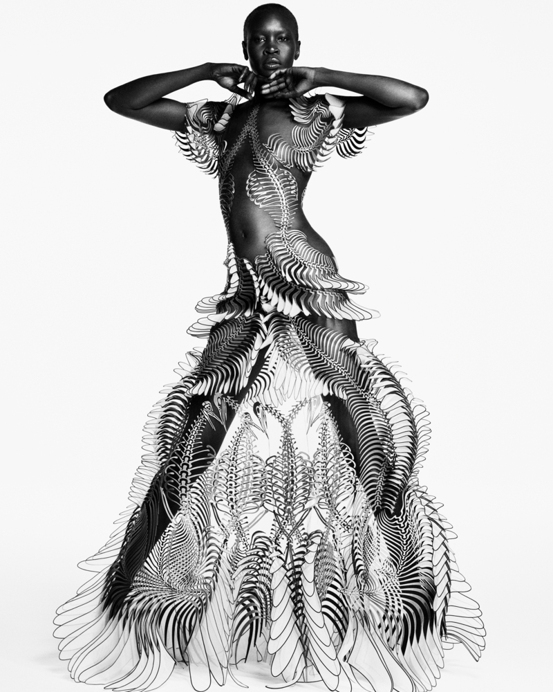 Iris van Herpen_Labyrinthine gown_Sensory Seas Collection_2020